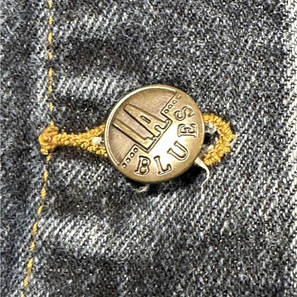 LA Blues Blue Denim Jacket Womens Sz Medium M Cropped Short - Spell Out On Back - Picture 6 of 15